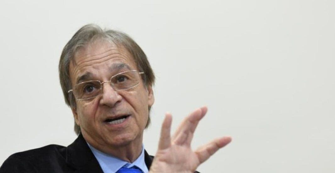 Imagen destacada de la noticia: Hugo Haime: “Con la primera minoría en Diputados, Milei tiene el as de espadas”